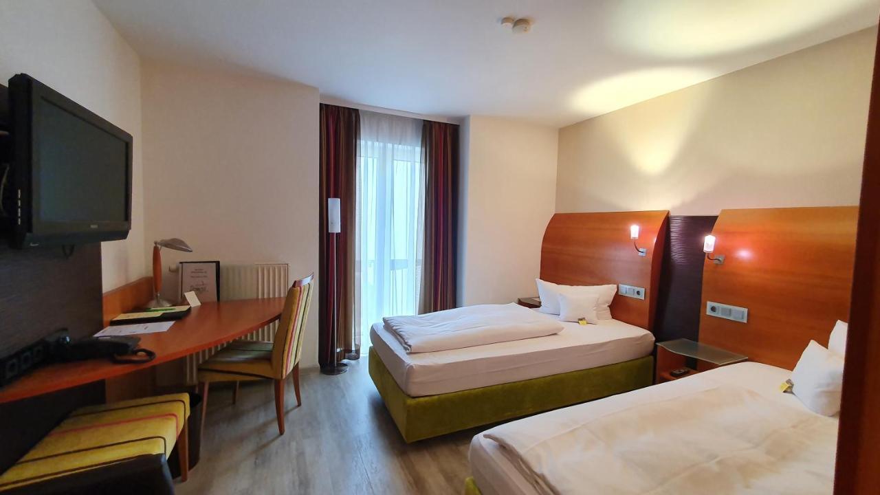 Astralis Hotel Domizil Walldorf  Exterior photo